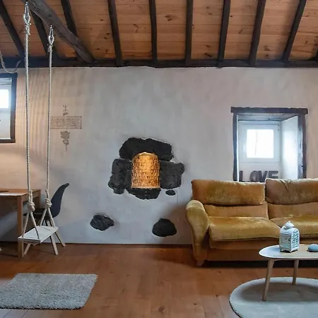 Casa Colina Holiday home *